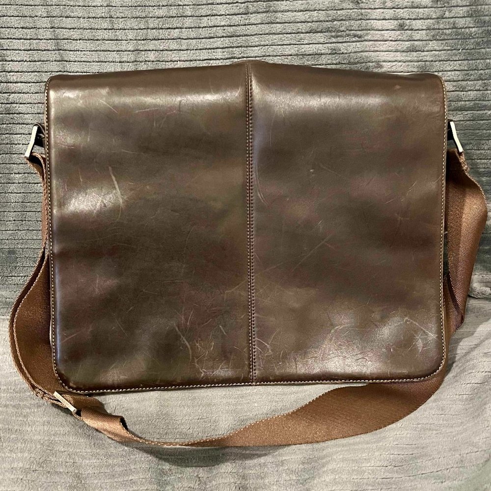 Knomo London Laptop Messenger 15"